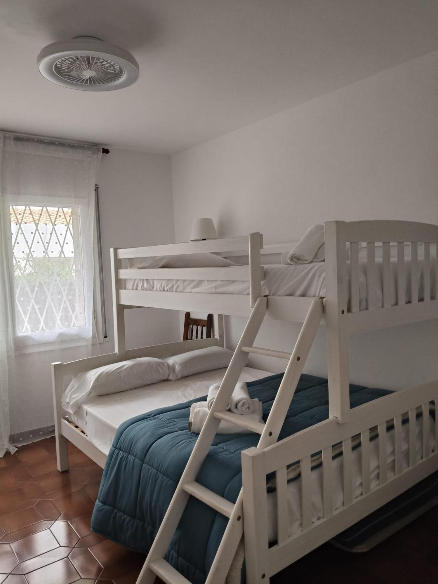Apartament Familiar Tranquil A ปลาตจาดาโร ภายนอก รูปภาพ